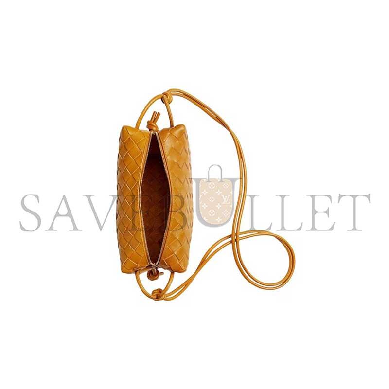 BOTTEGA VENETA SMALL LOOP CAMERA BAG 680255 (25*15*8cm)